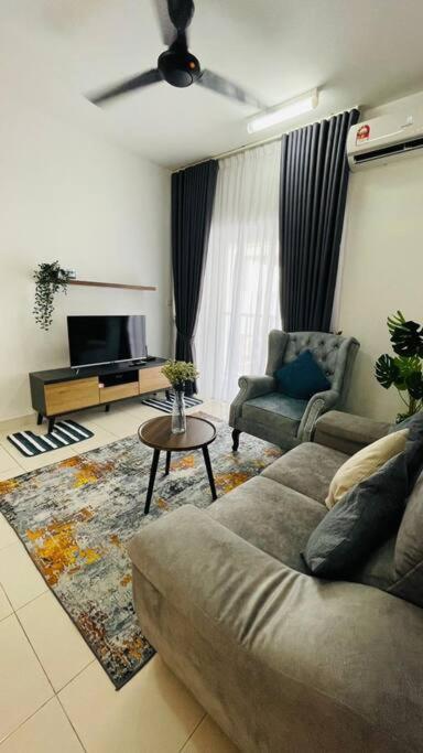 Klia Homestay Apartment - 2 Room Sepang Ngoại thất bức ảnh